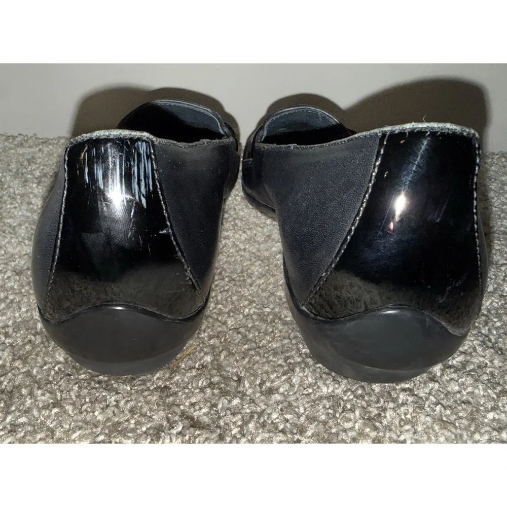 Dansko Oksana Loafers EU 39 / US 8.5-9 Black Leather Shoes Patent Trim Slip On